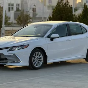 Toyota Camry 2022