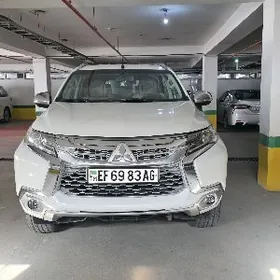Mitsubishi Montero Sport 2016