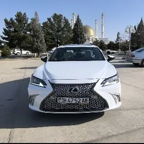 Lexus ES 350 2021