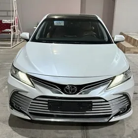 Toyota Camry 2023