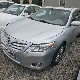 Toyota Camry 2010