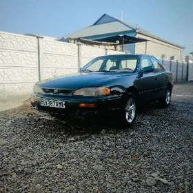 Toyota Camry 1996