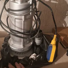погружной дренажный насос