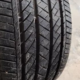 BRIDGESTONE  235 4O 19