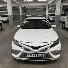 Toyota Camry 2022