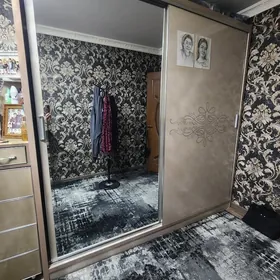 Шифонер,трюмо