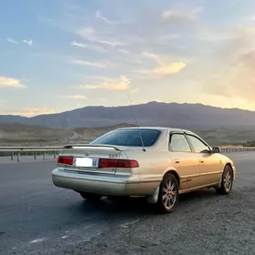 Toyota Camry 2001