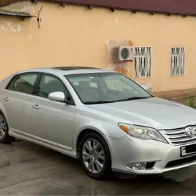 Toyota Avalon 2011