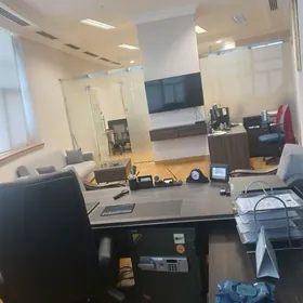 Arende ofis şäher içi 155m²