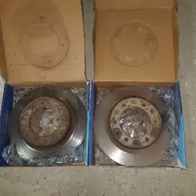 Tarmaznoy disk hilux 2014