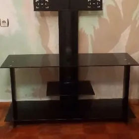 Черная подставка для телевизор