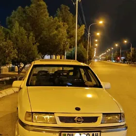 Opel Vectra 1992