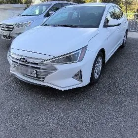 Hyundai Elantra 2020
