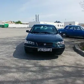 Toyota Camry 1997