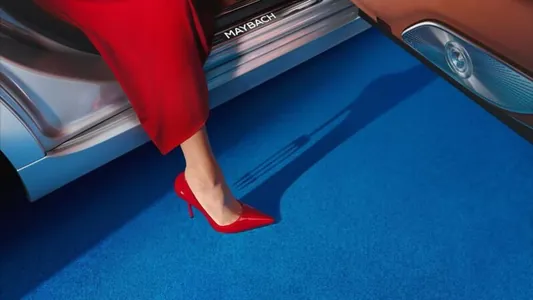 Mercedes «Melgun Prada geýýär» filminiň ikinji bölüminiň hyzmatdaşy boldy