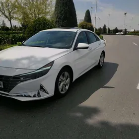 Hyundai Elantra 2021