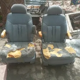 Тойта сиенна 2002 год сиденья