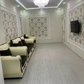 5 Mkr panelka 2etaz 3 komnat