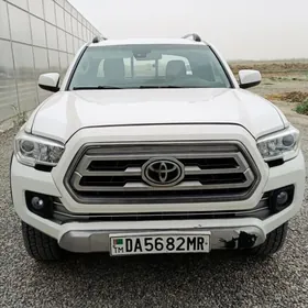 Toyota Tacoma 2018