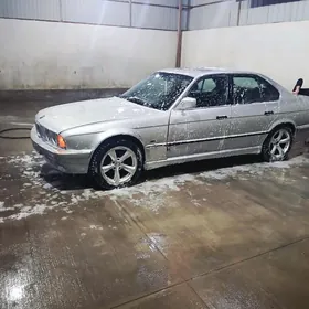 BMW 535 1990