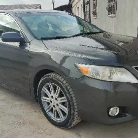 Toyota Camry 2011