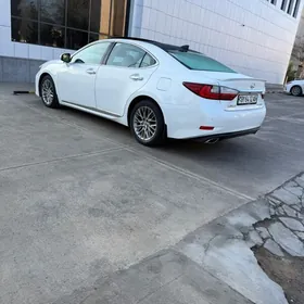 Lexus ES 350 2016