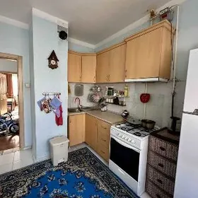 4 ком 9/3 этаж Мир7/2