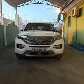 Ford Explorer 2022