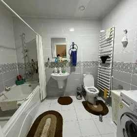 2 ком 9/3 этаж мир 8