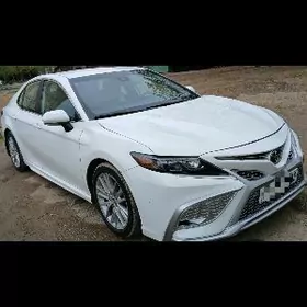 Toyota Camry 2023