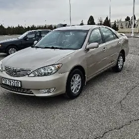 Toyota Camry 2005