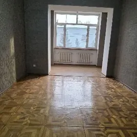 2 PARK 3 KOMNAT 2 ETAJ