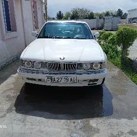 BMW 7 Series 1990