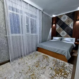 eÿesinden 1 komnat Gaudan A