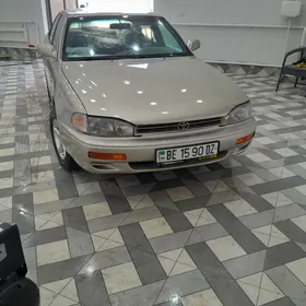 Toyota Camry 1993