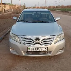 Toyota Camry 2010