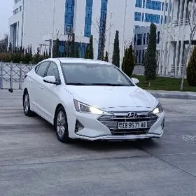 Hyundai Elantra 2020