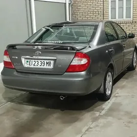 Toyota Camry 2004