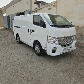 Nissan Urvan 2021
