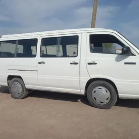 Mercedes-Benz Sprinter 2009