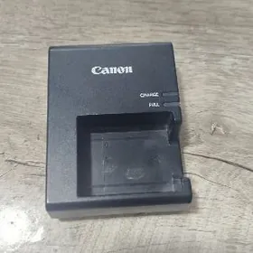CANON зарядник