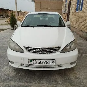 Toyota Camry 2005