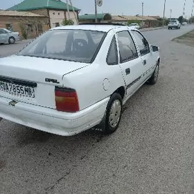Opel Vectra 1991