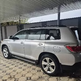 Toyota Highlander 2010