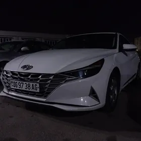 Hyundai Elantra 2021