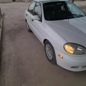 Daewoo Lanos 2000
