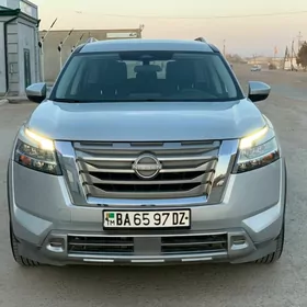 Nissan Pathfinder 2022