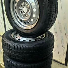 205.65.15  komplekt Camry