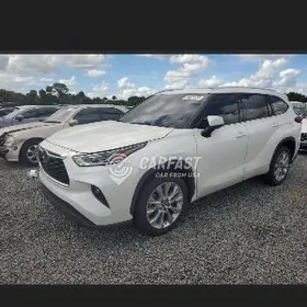 Toyota Highlander 2021
