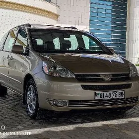 Toyota Sienna 2005
